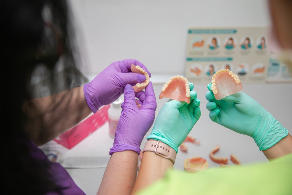 protetica dentara orto care, coroane dentare, coroane dentare bucresti, protetica dentara bucuresti