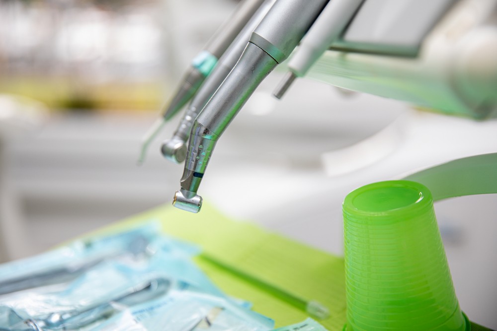 despre detartraj cu ultrasunete, periaj profesional, air flow, sigilari dentare, orto care